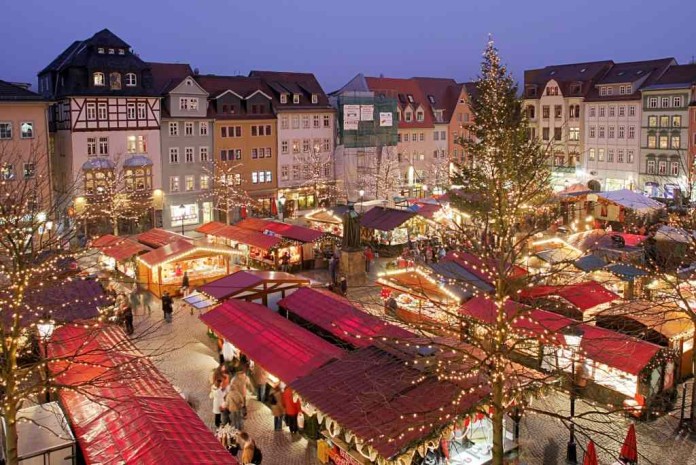 10KeyThings Amazing places to Celebrate Christmas around the world